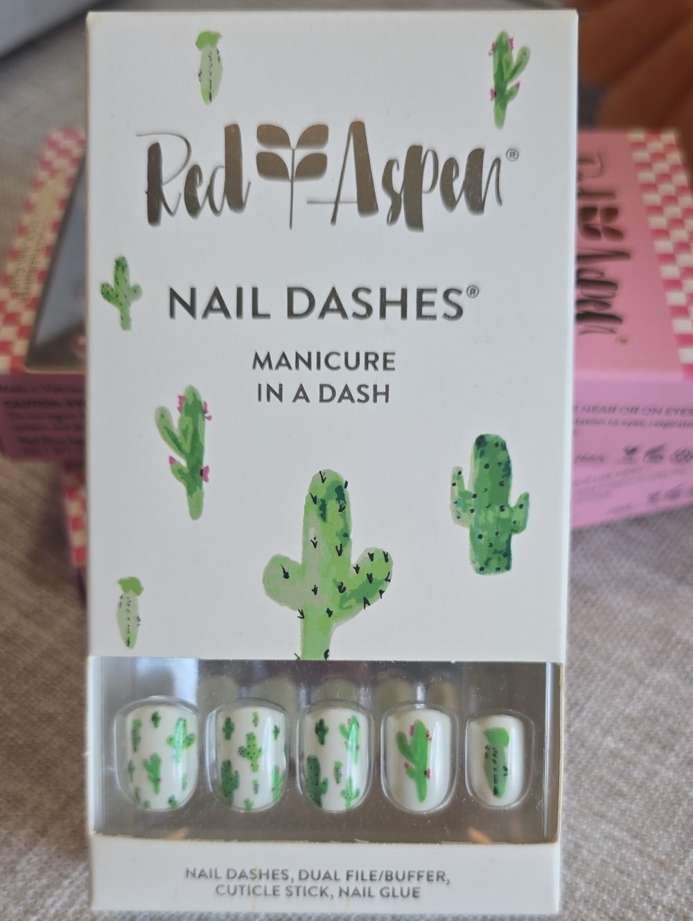 Red Aspen Nail Dashes Cactus Press-On Nails - White & Green